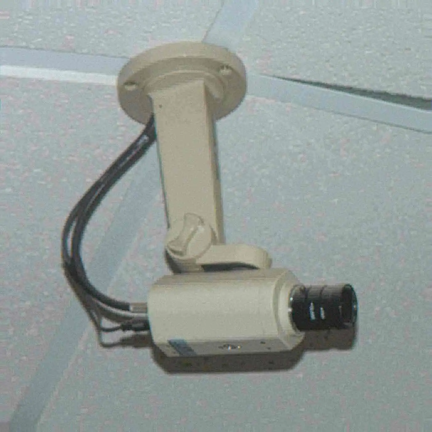 A security camera on a wall. Photo: CC BY-SA 3.0.