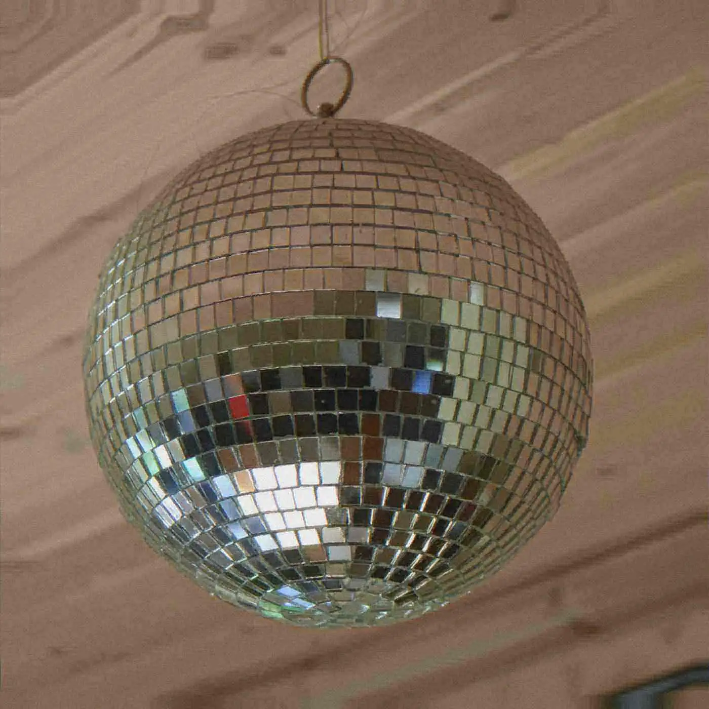 A disco ball. Photo: CC BY-SA 3.0.